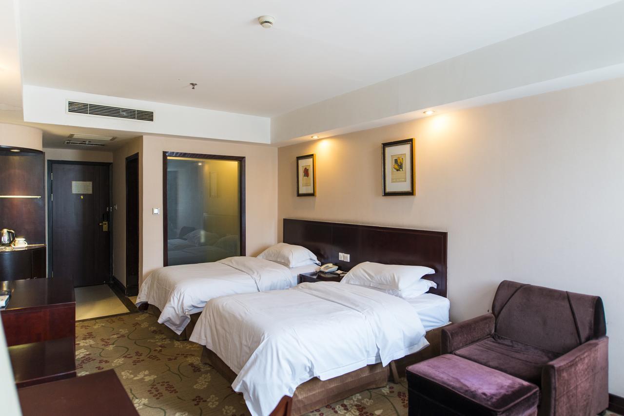 Vienna 3 Best Hotel Shanghai Expo Sanlin Εξωτερικό φωτογραφία