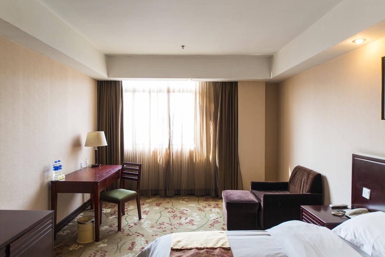 Vienna 3 Best Hotel Shanghai Expo Sanlin Εξωτερικό φωτογραφία