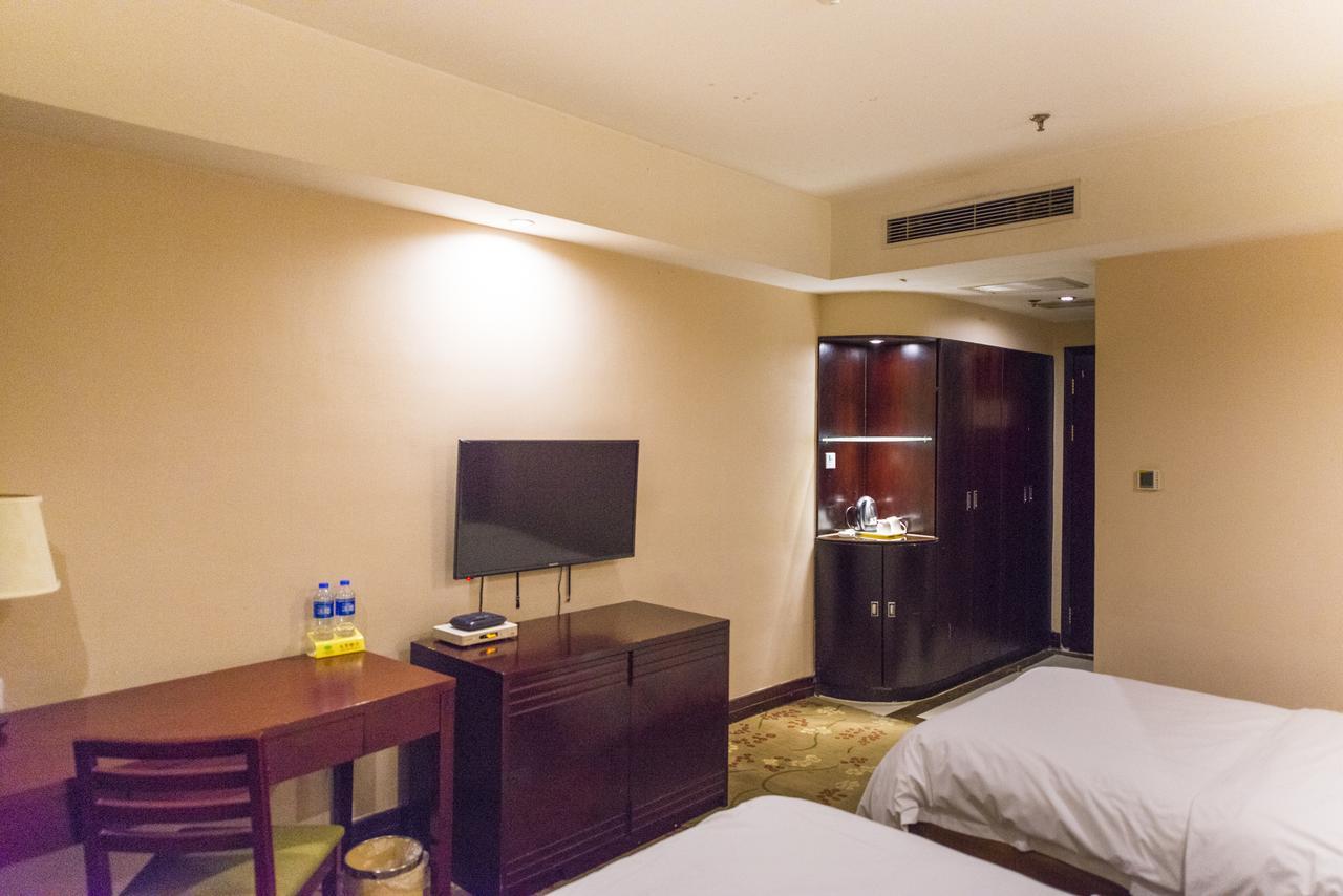 Vienna 3 Best Hotel Shanghai Expo Sanlin Εξωτερικό φωτογραφία