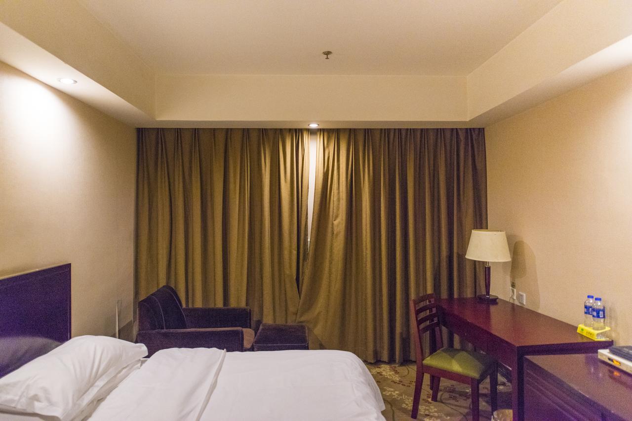 Vienna 3 Best Hotel Shanghai Expo Sanlin Εξωτερικό φωτογραφία